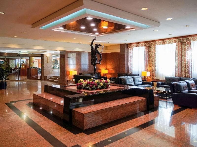 Mercure Andorra 5