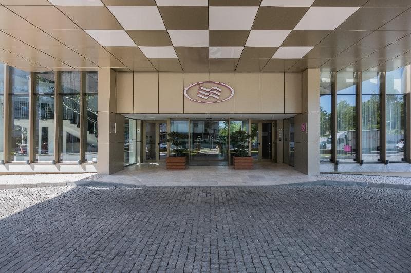 Crowne Plaza Porto 3