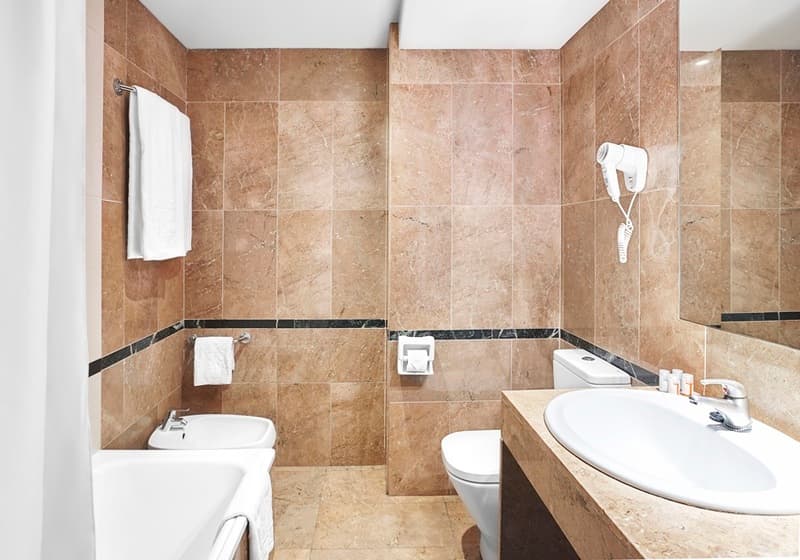 Barcelona Century Hotel 3
