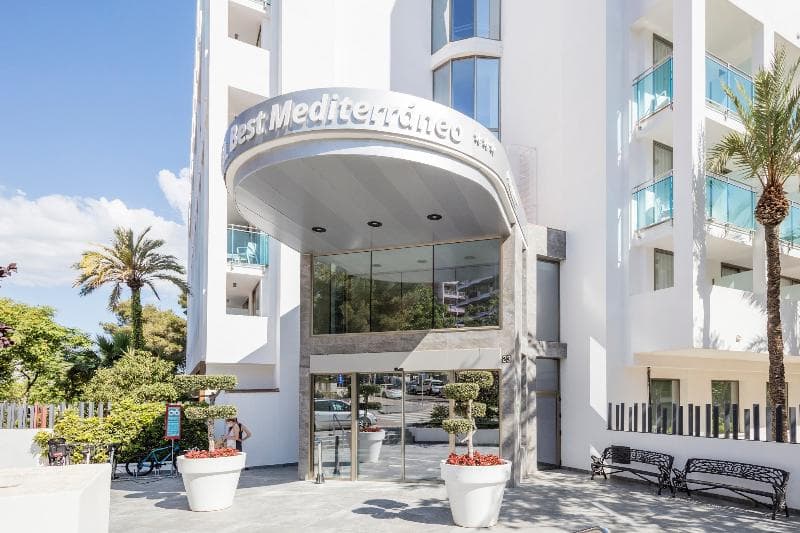 Best Mediterráneo 3