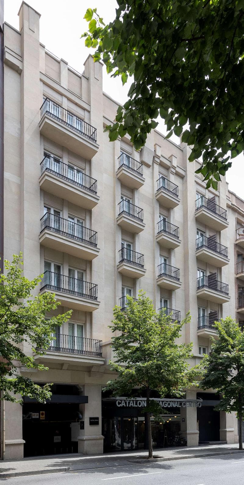 Catalonia Diagonal Centro 5