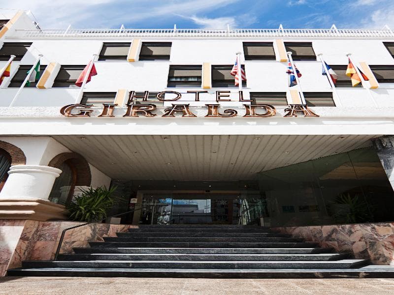 Hotel Catalonia Giralda 2