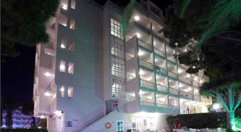 Acqua Hotel Salou 4