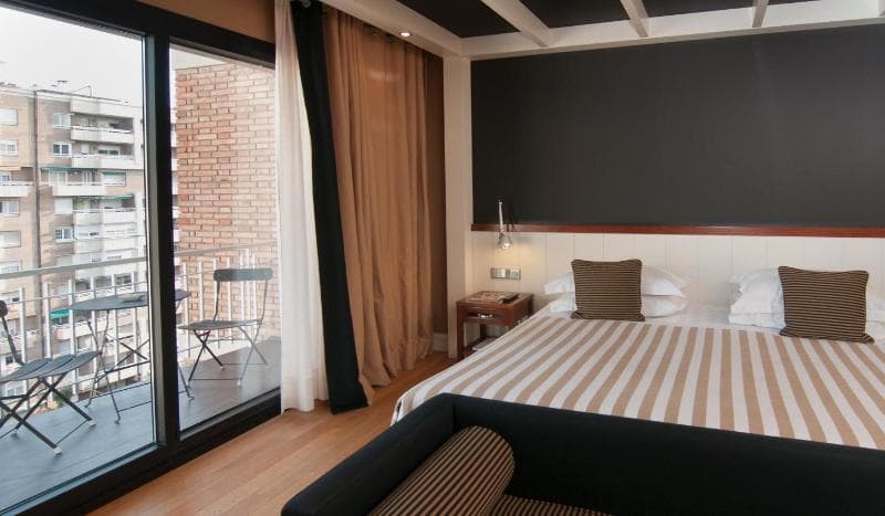 U232 Hotel 4