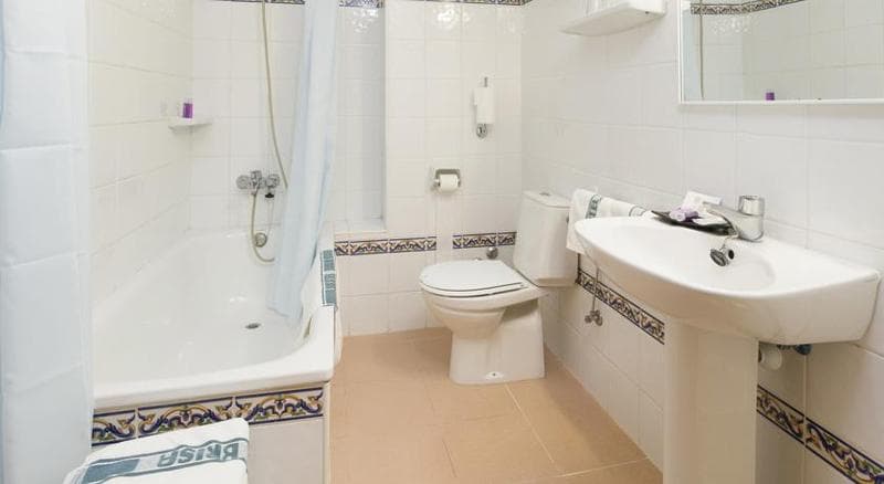 Brisa Hotel (Adults Only) 5