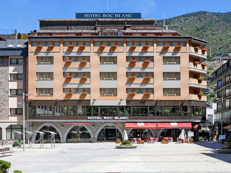 Roc Blanc Andorra photo 1