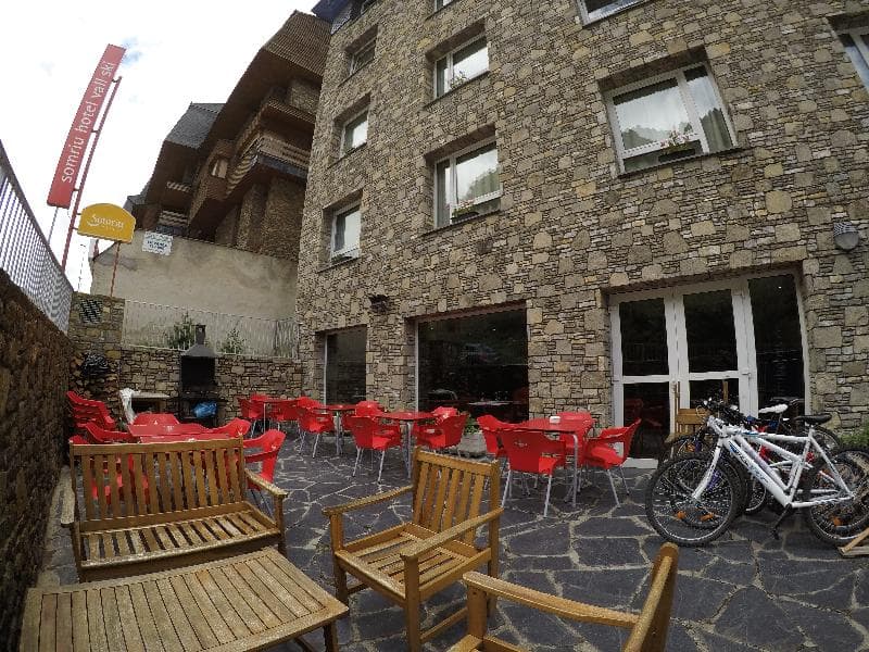 Somriu Hotel Vall Ski 1