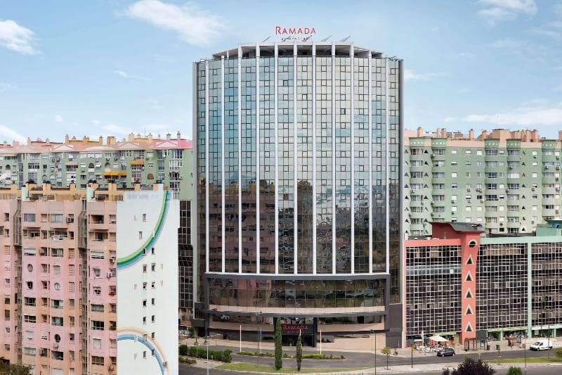Ramada by Wyndham Lisbon 3