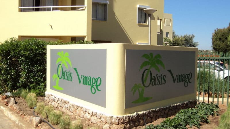 Parque Mourabel, Oasis Village, Pe do Lago 2