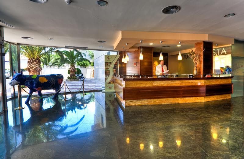 Royal Costa 5