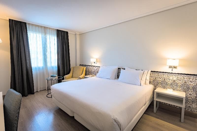 Hesperia Córdoba 3