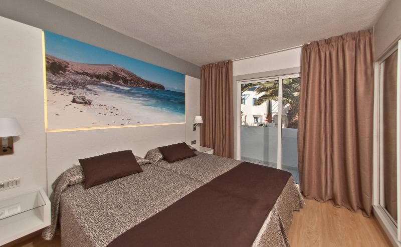 HL Paradise Island Aparthotel 5