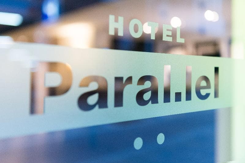 Paral.Lel photo 1