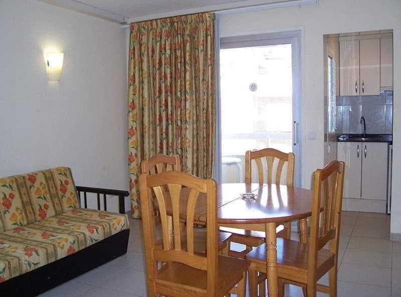 Alboran Apartamentos 5