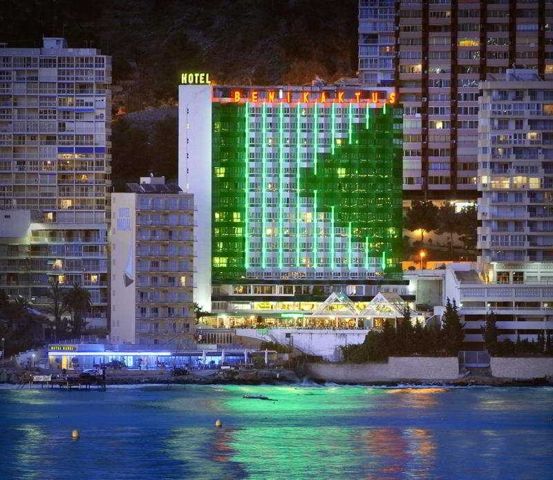 Hotel Benikaktus 2