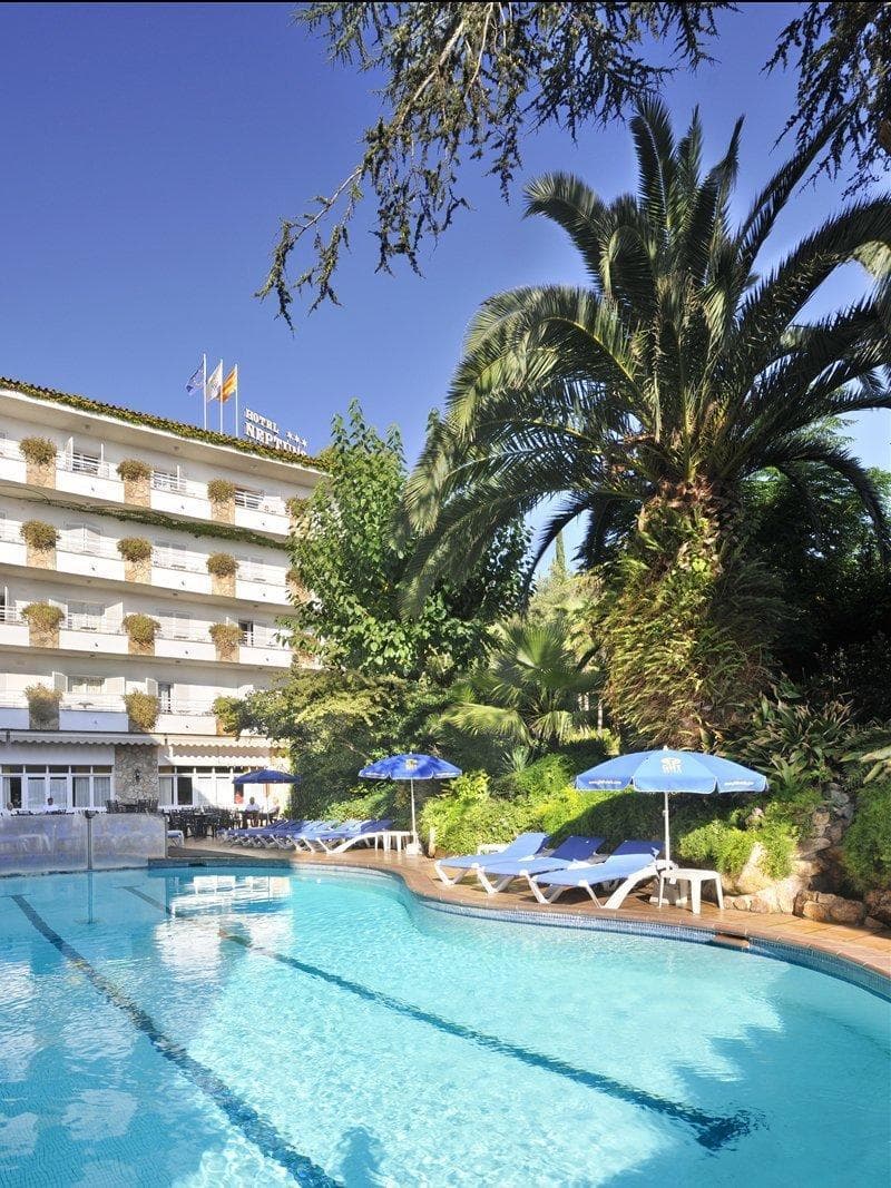 Hotel GHT Neptuno photo 1