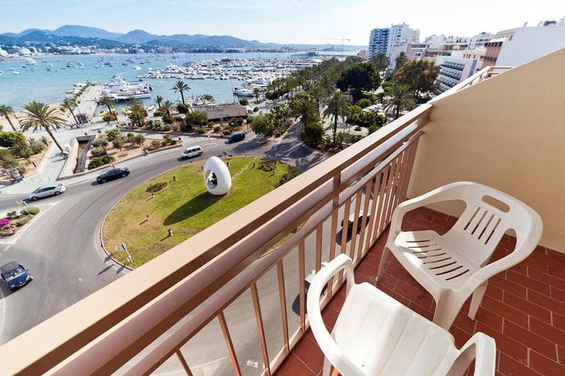 Hotel Vibra District - Adults Only 5