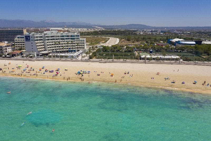 Aparthotel Fontanellas Playa 4