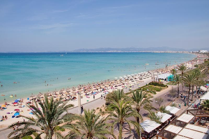 AYA Seahotel – Adults Only 4