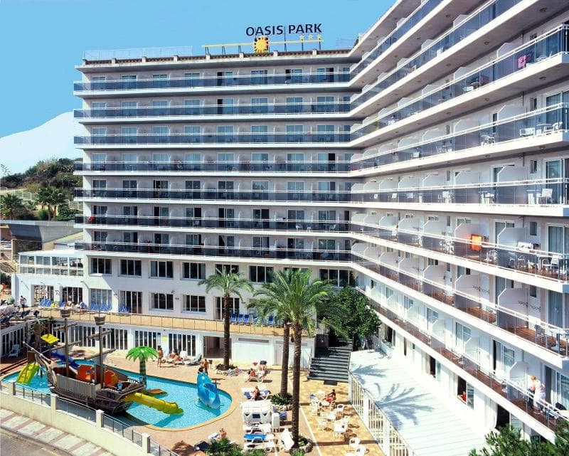 Hotel Oasis Park photo 1
