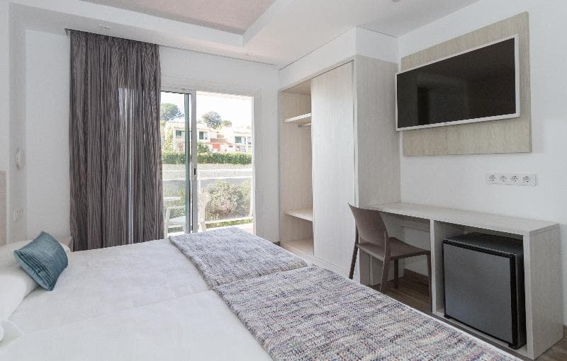 Hotel Oasis Park 4
