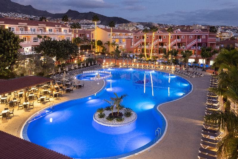 Hotel El Duque 4
