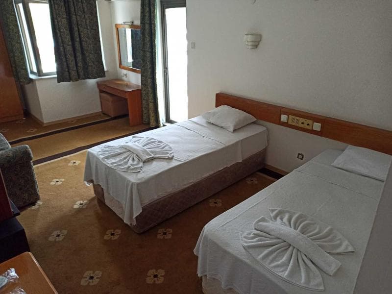 Hotel Dias 5