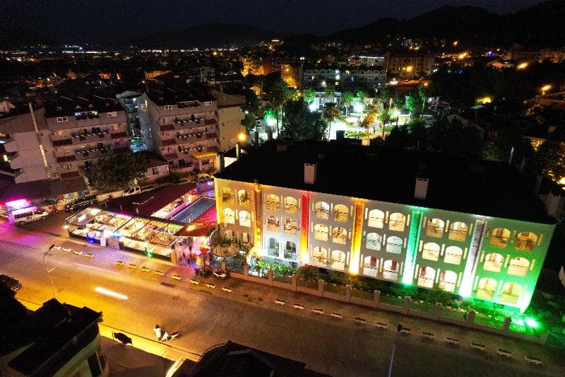 Grand Villa Sol Apartments 3