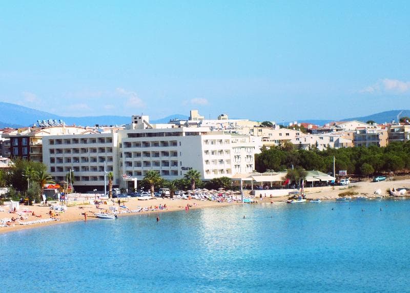Tuntas Beach Hotel Altinkum 1