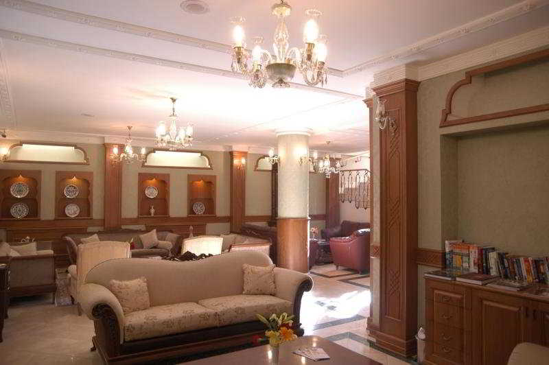 Azade Hotel 4