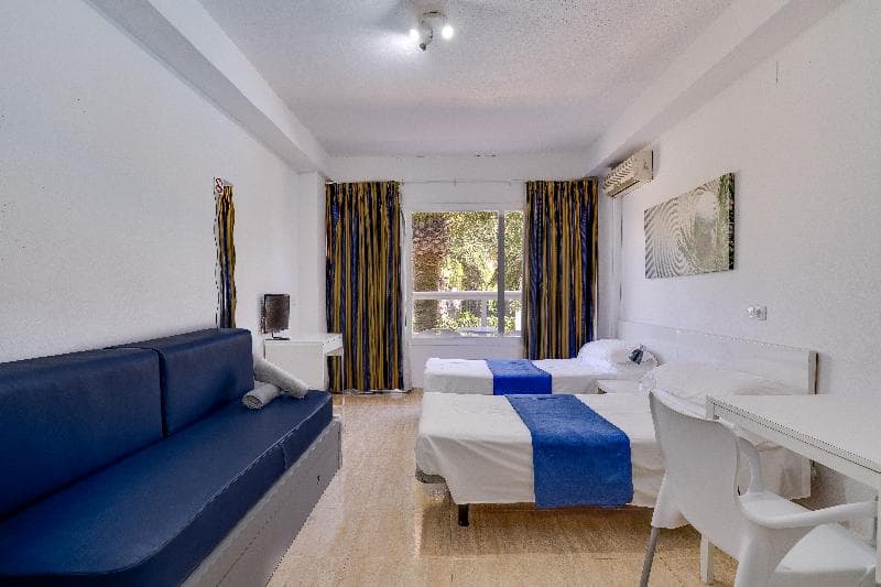 Econotel Las Palomas 5