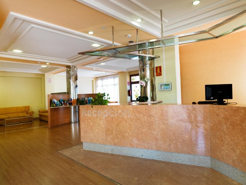 Hotel Monarque Cendrillón 5