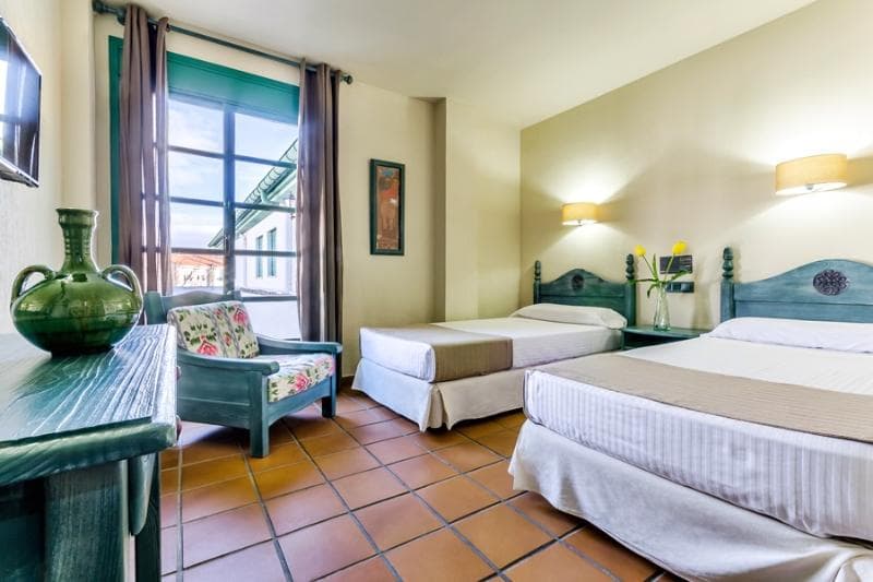 Hotel Almagro 5