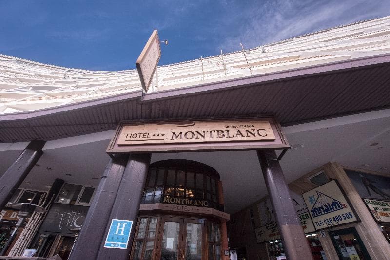 Hotel Mont Blanc 3