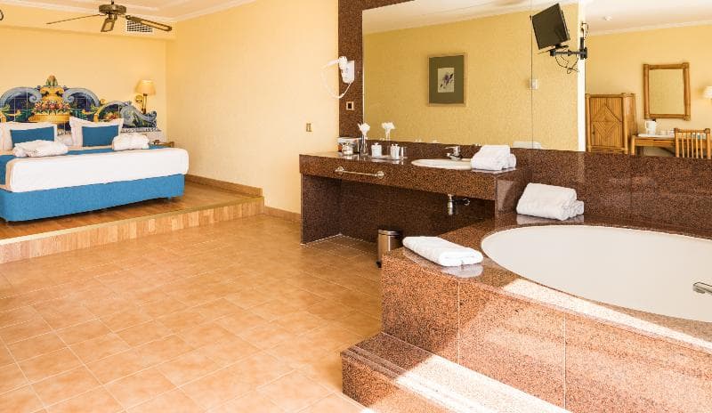 BLUESEA Costa Bastian 4