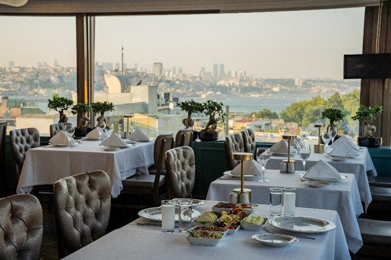 Yasmak Sultan photo 1