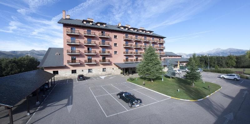 Parador De Cervera De Pisuerga photo 1