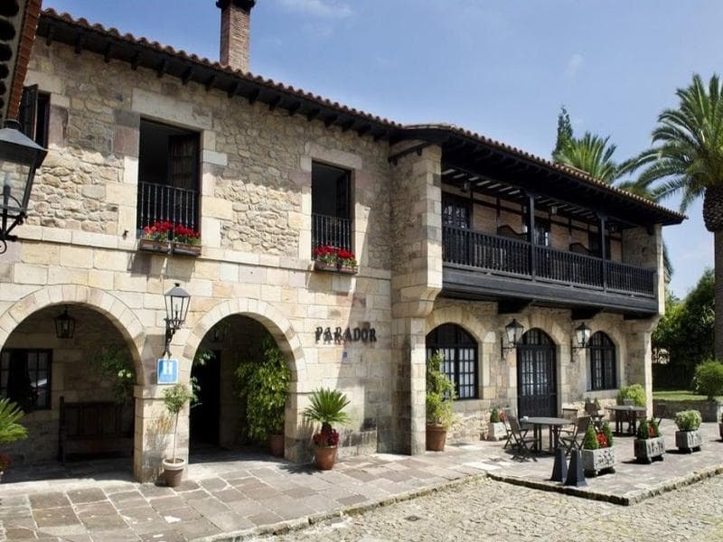 Parador De Santillana Del Mar 3