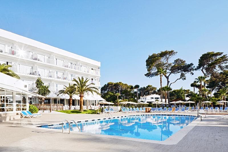 Hotel Globales Cala Blanca photo 1