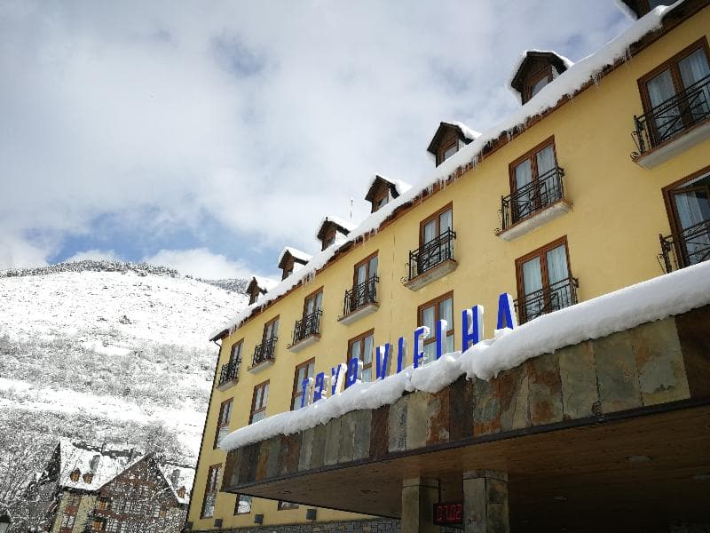Hotel Vielha Baqueira, Affiliated By Meliá photo 1