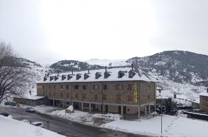 Taull Hotel 3