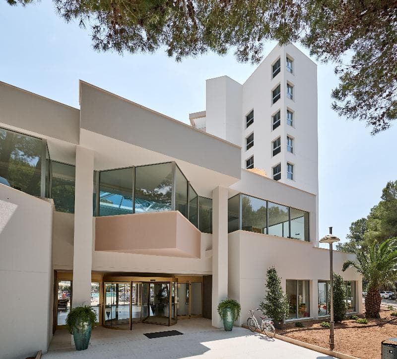 Hipotels Aparthotel Bahia Grande 3