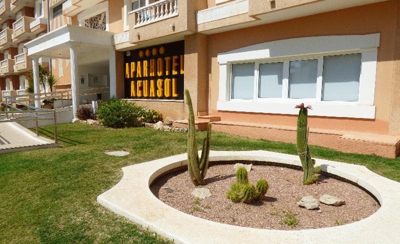 Aparthotel Acuasol 2
