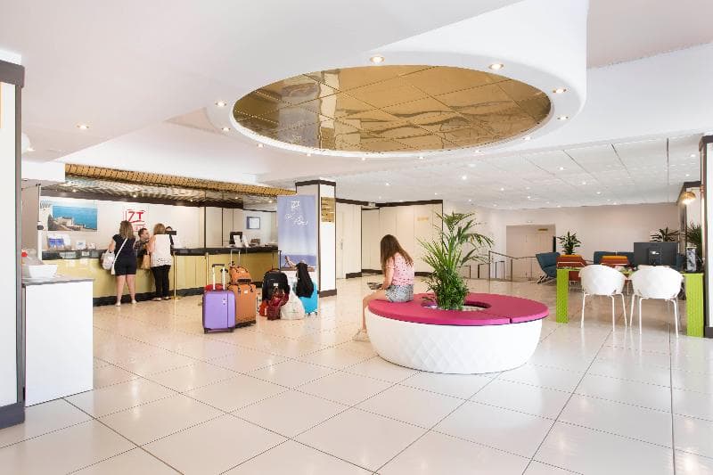 Aparthotel Acuasol 3