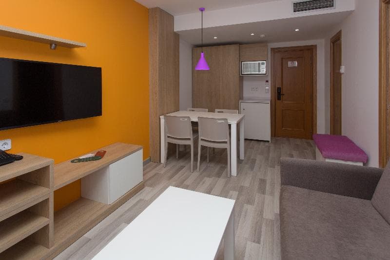 Aparthotel Acuasol 5
