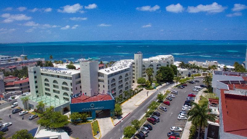 Aquamarina Beach Hotel Cancun 3