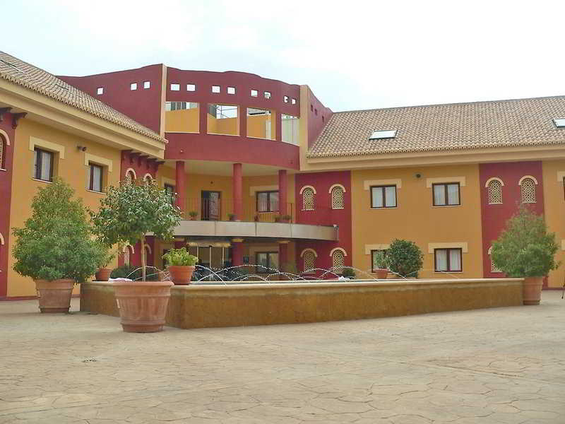 Hotel Reyes Ziríes 2