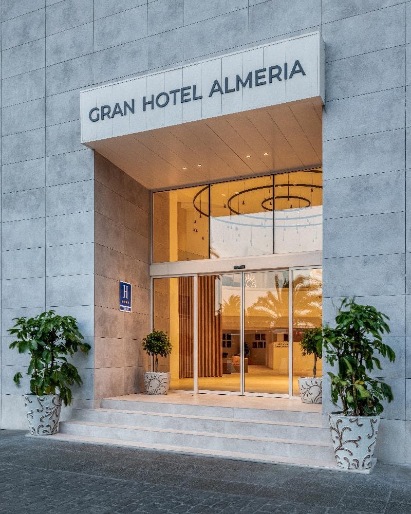 Gran Hotel Almería 5