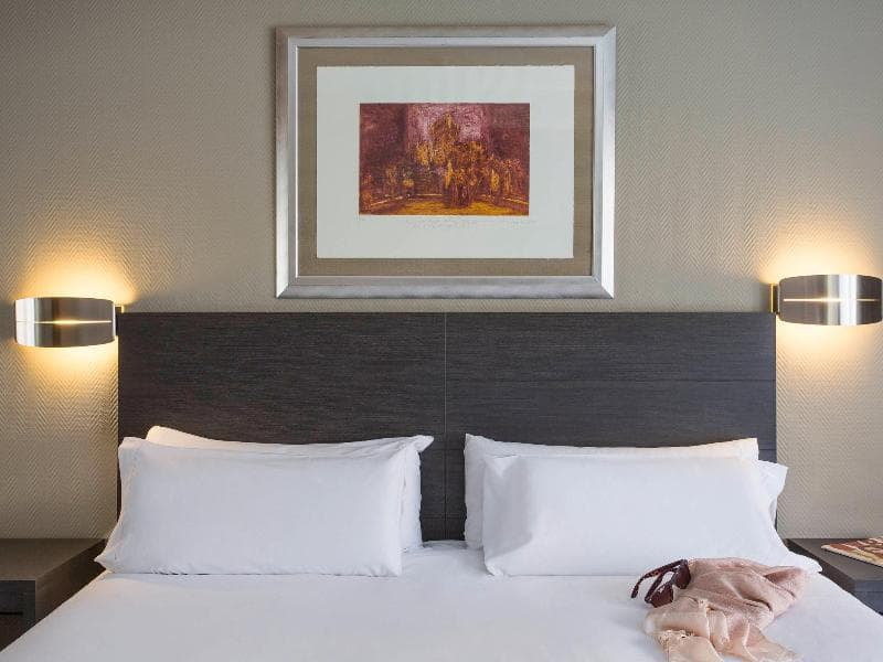 Mercure Madrid Centro 5