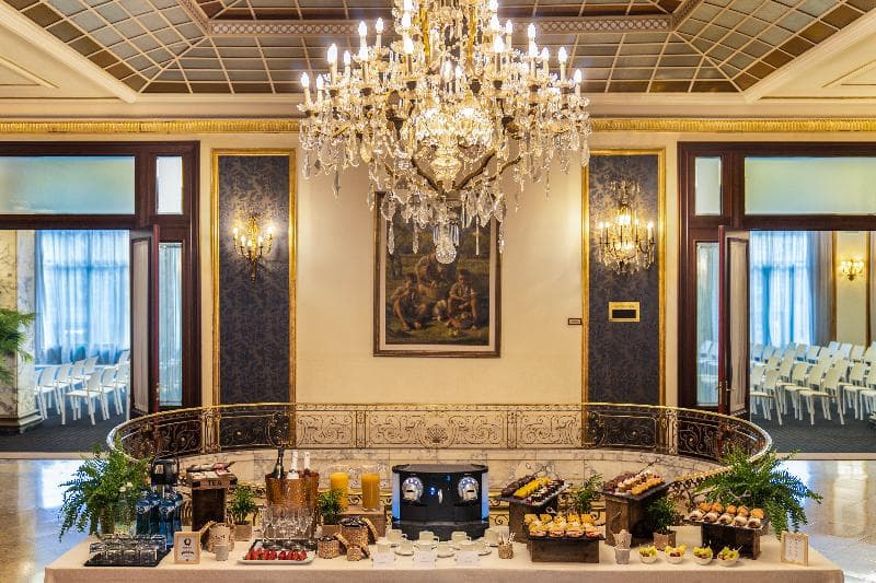 Avenida Palace 3